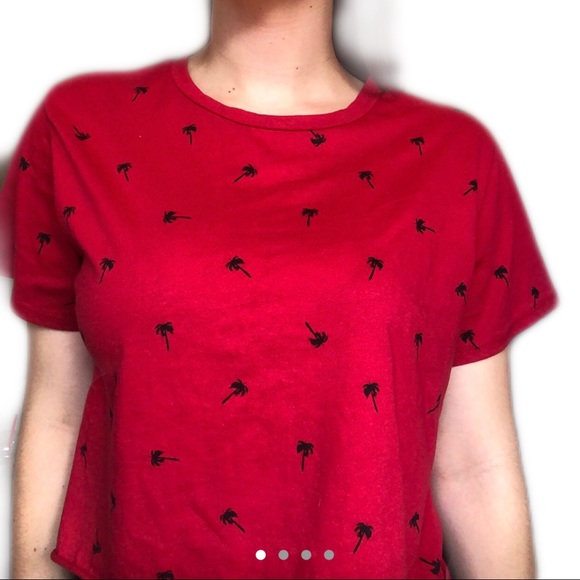 Red and black palm tree cropped yee - Picture 1 of 4